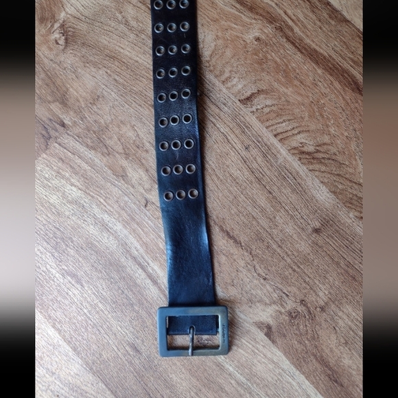 Vintage Energie – Distressed Black Leather Belt w/ Faded Bronze Buckle - Picture 7 of 12